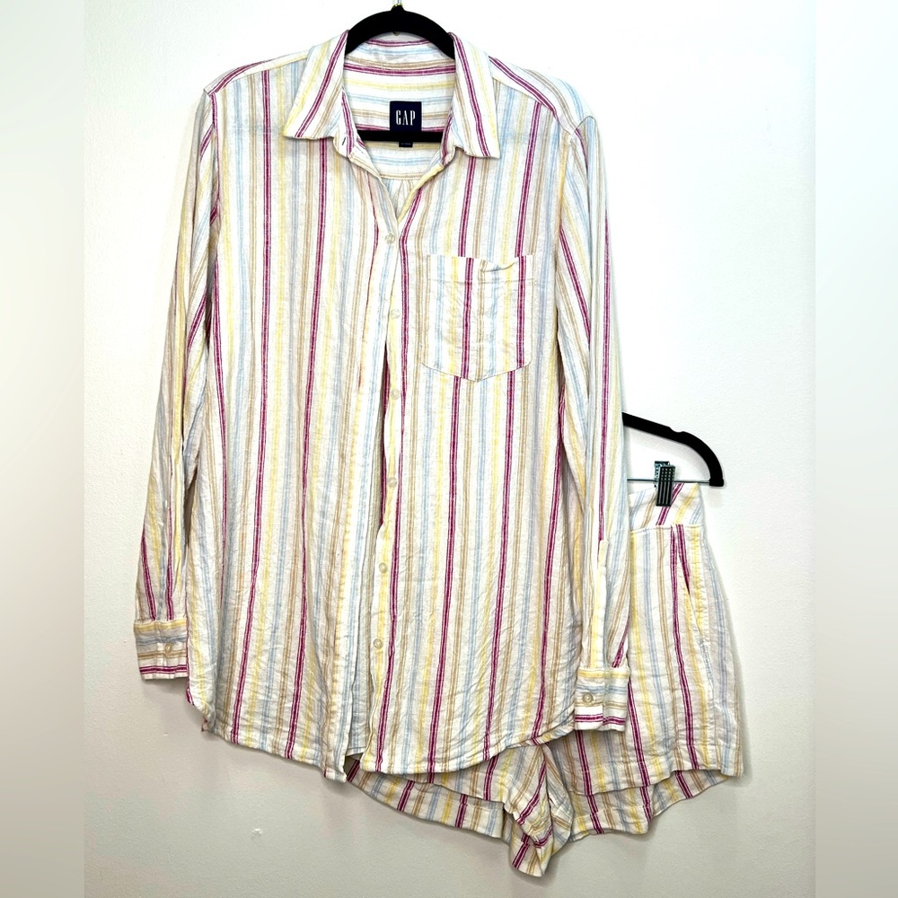GAP Linen Shorts Set in Natural Colors - size Medium